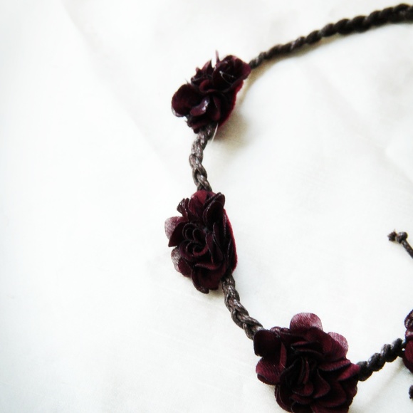 Forever 21 Flower Headband - Picture 2 of 4